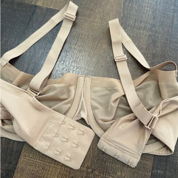 Skims No Show Unlined Balconette Bra Nude Beige Size 32DD - Picture 6 of 8